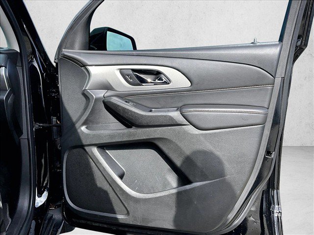 Used 2020 Chevrolet Traverse LS w/ LPO, Black Accent Package FWD image 19