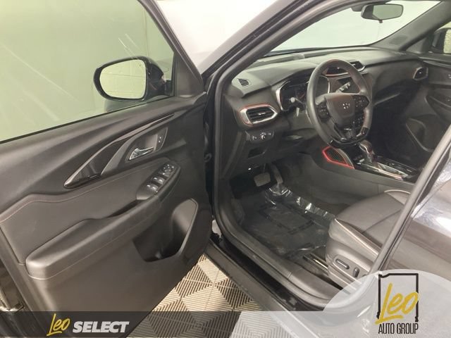 Used 2022 Chevrolet TrailBlazer RS FWD image 14