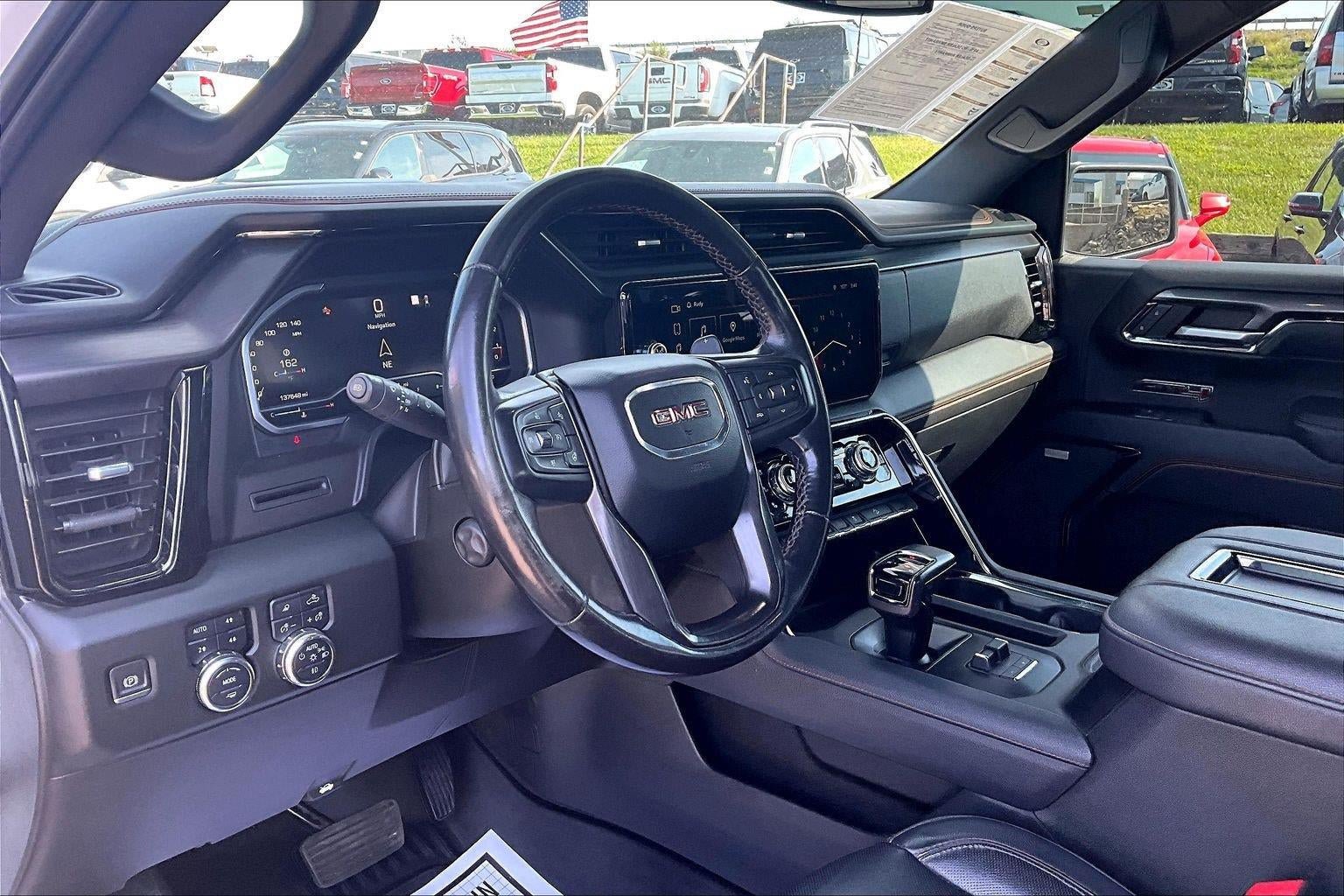 Used 2022 GMC Sierra 1500 AT4 w/ AT4 Preferred Package AWD/4WD image 10