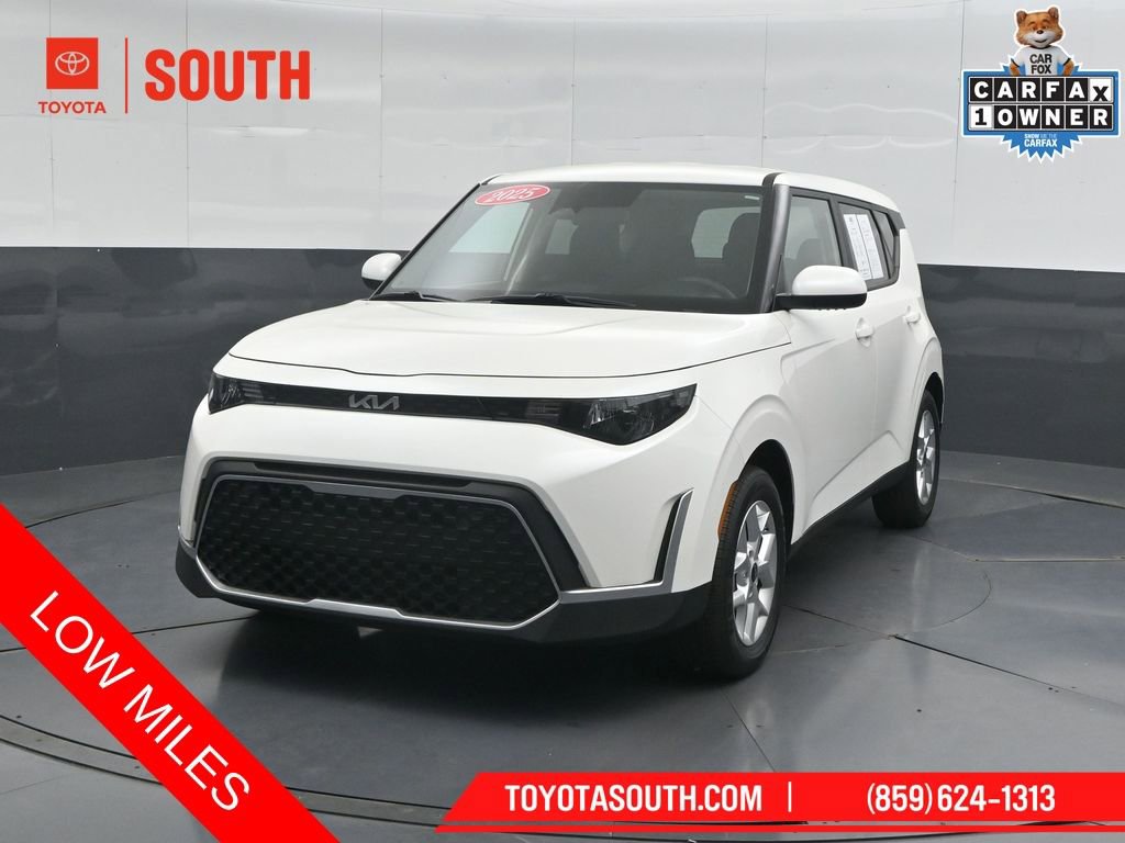 Used 2025 Kia Soul LX w/ LX Technology Package FWD image 6