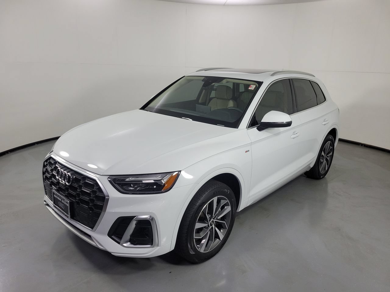 Used 2024 Audi Q5 2.0T Premium Plus w/ Premium Plus Package AWD/4WD image 31