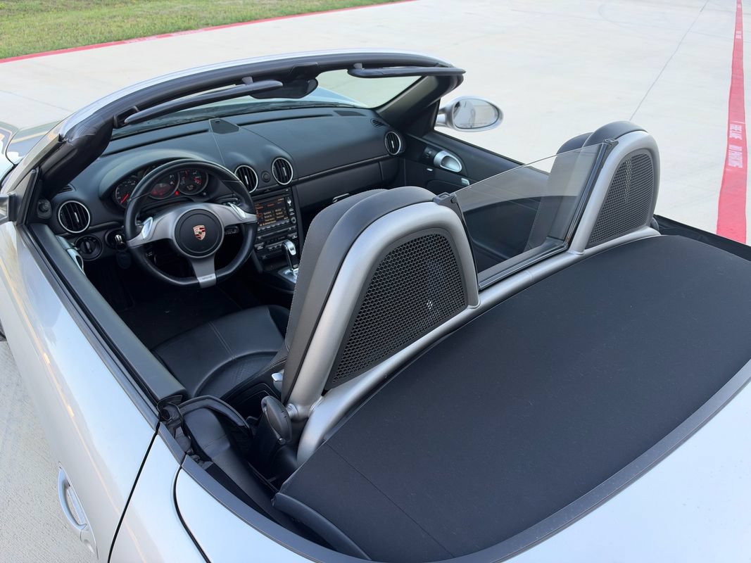 Used 2009 Porsche Boxster RWD image 12
