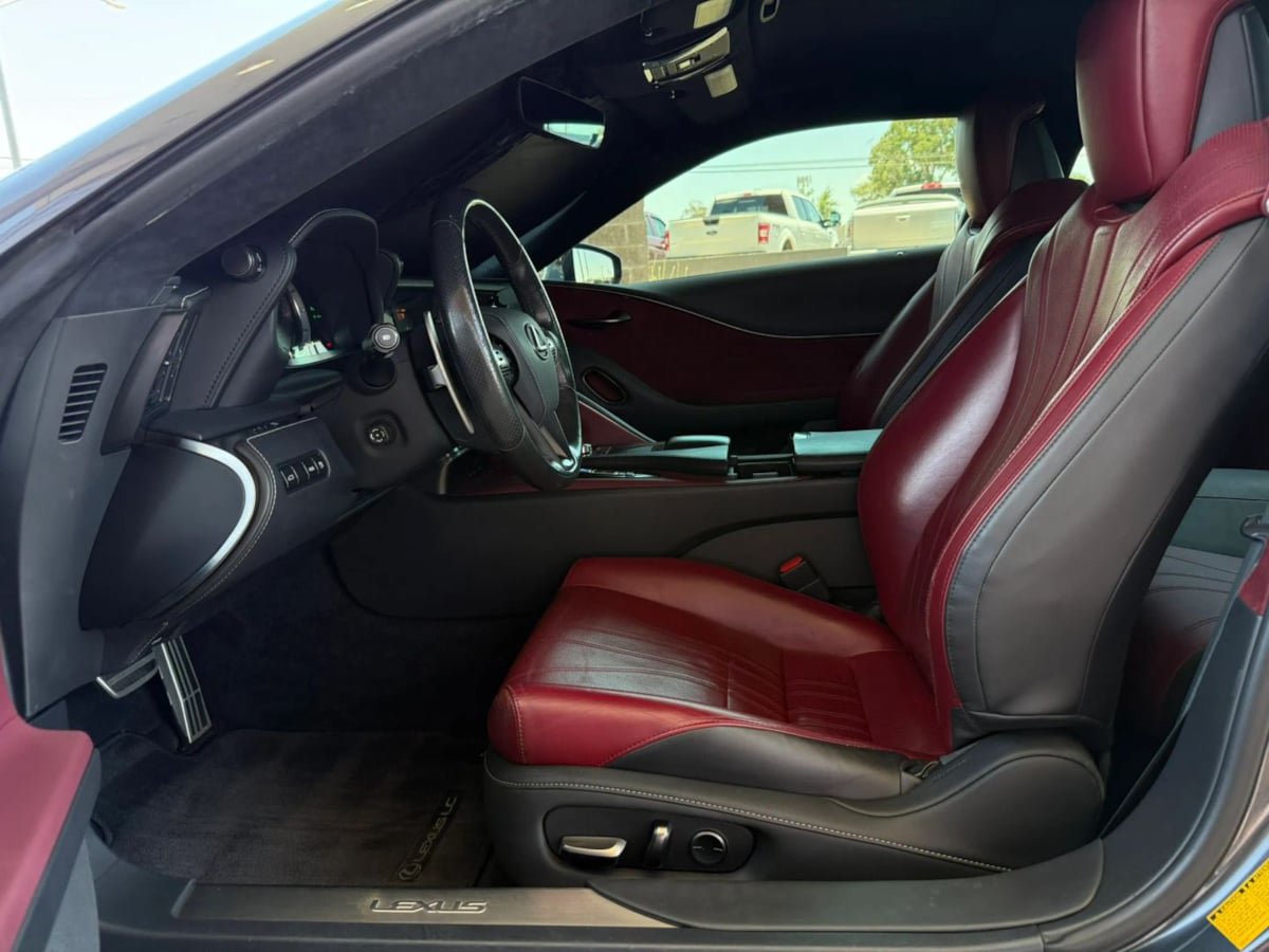 Used 2018 Lexus LC 500 Coupe w/ Touring Package RWD image 38