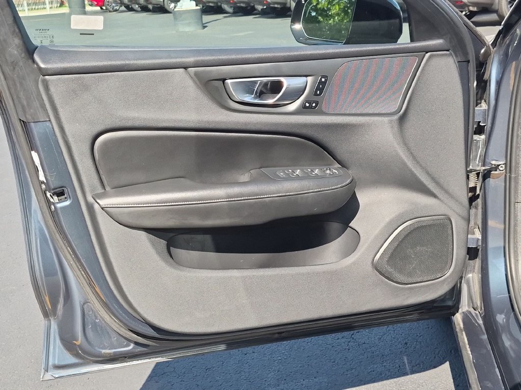 Used 2024 Volvo S60 B5 Core FWD image 13
