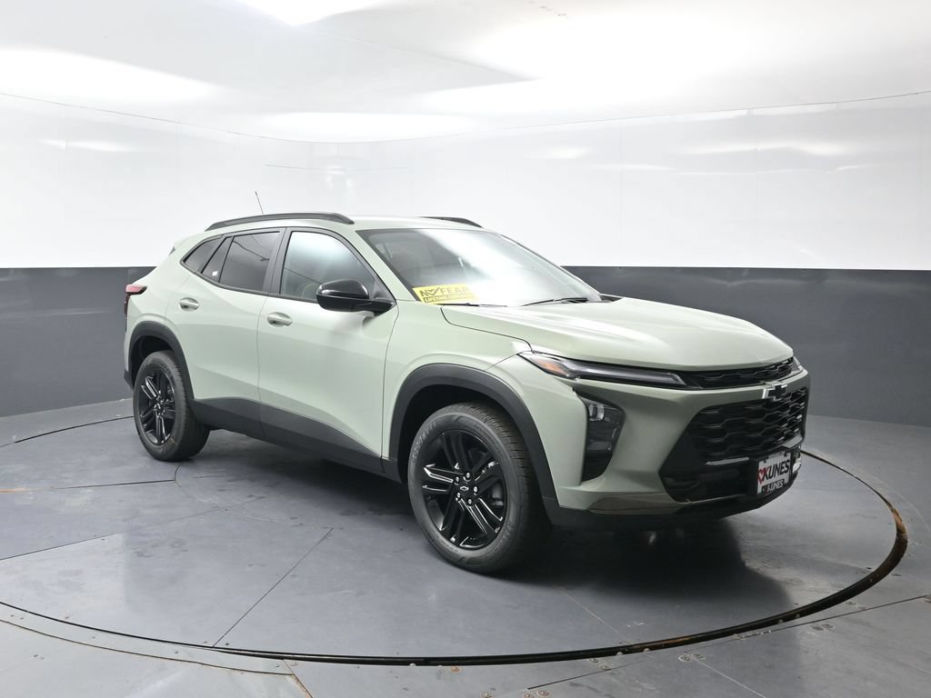 New 2026 Chevrolet Trax ACTIV FWD image 3