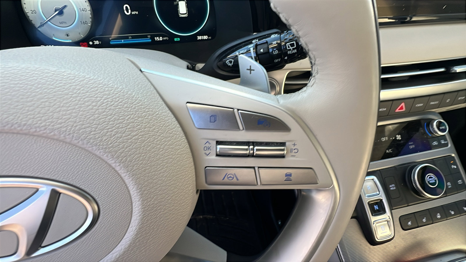 Used 2024 Hyundai Palisade Calligraphy image 31