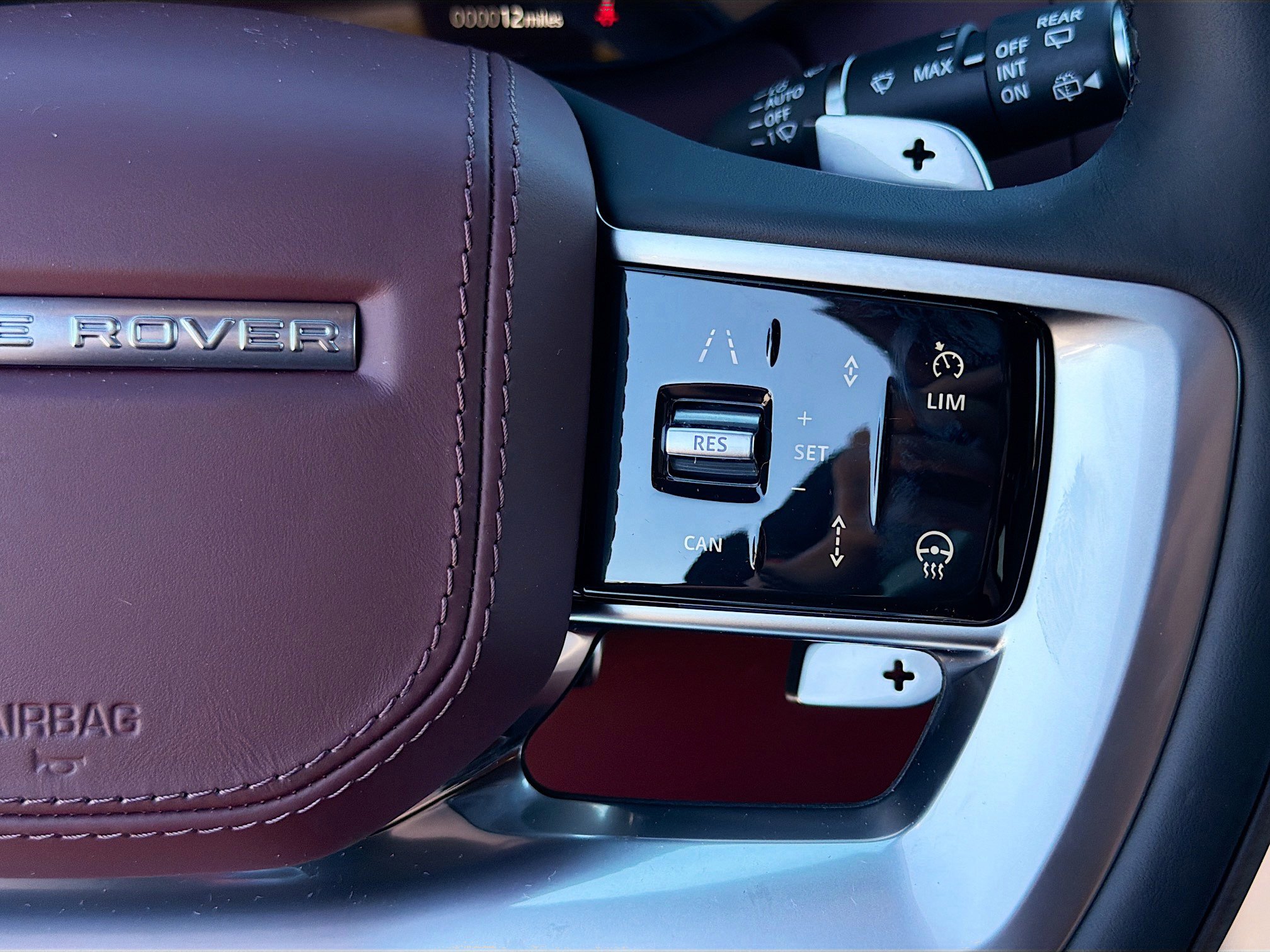 New 2026 Land Rover Range Rover Long Wheelbase Autobiography image 40