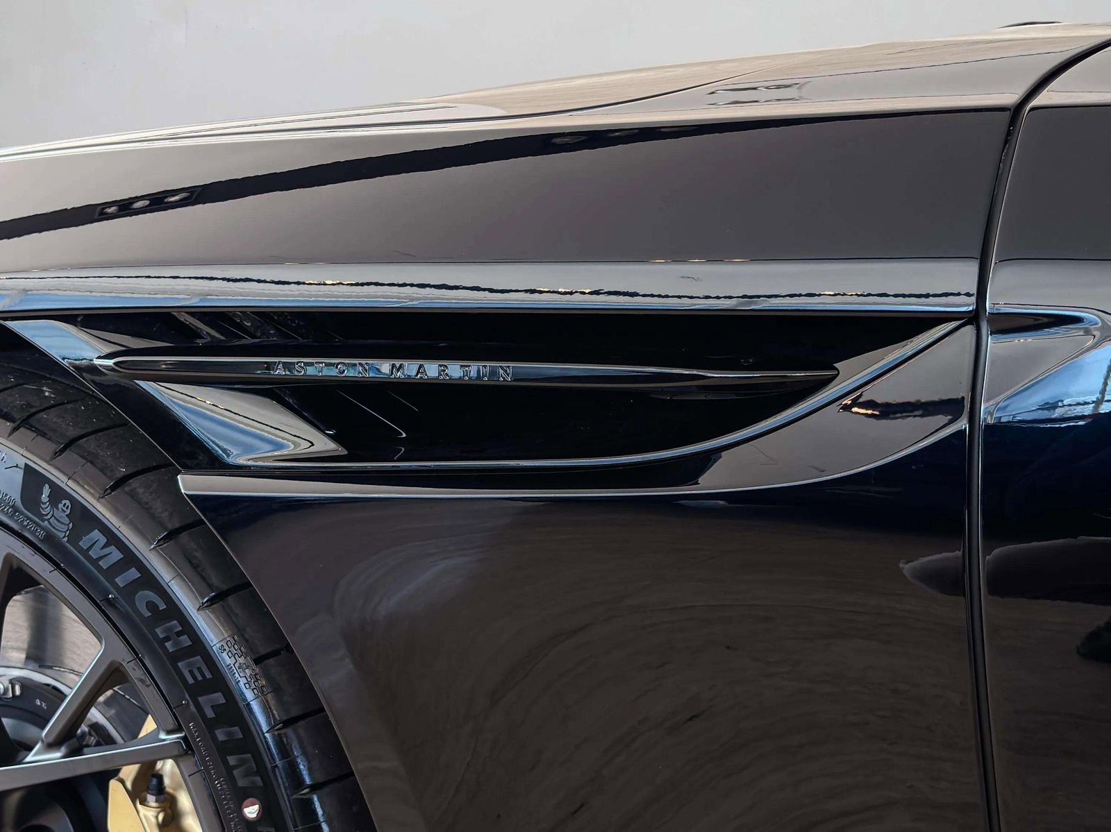 New 2026 Aston Martin DB12 Convertible RWD image 13