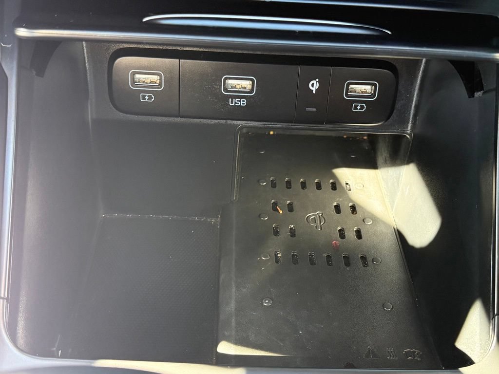 Used 2023 Kia Sorento EX w/ Panoramic Sunroof Package FWD image 25