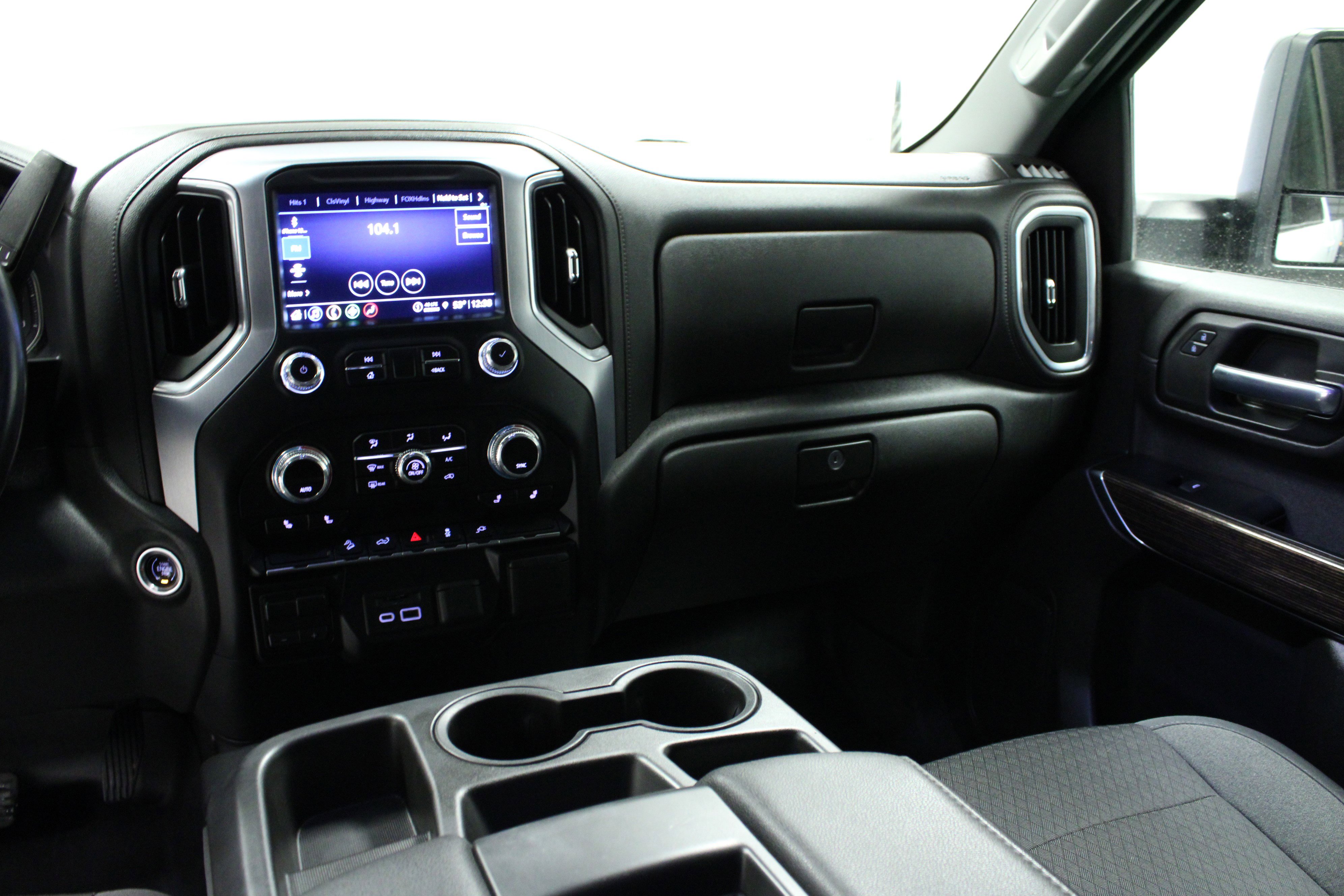 Used 2022 GMC Sierra 2500 SLE w/ SLE Value Package; image 19