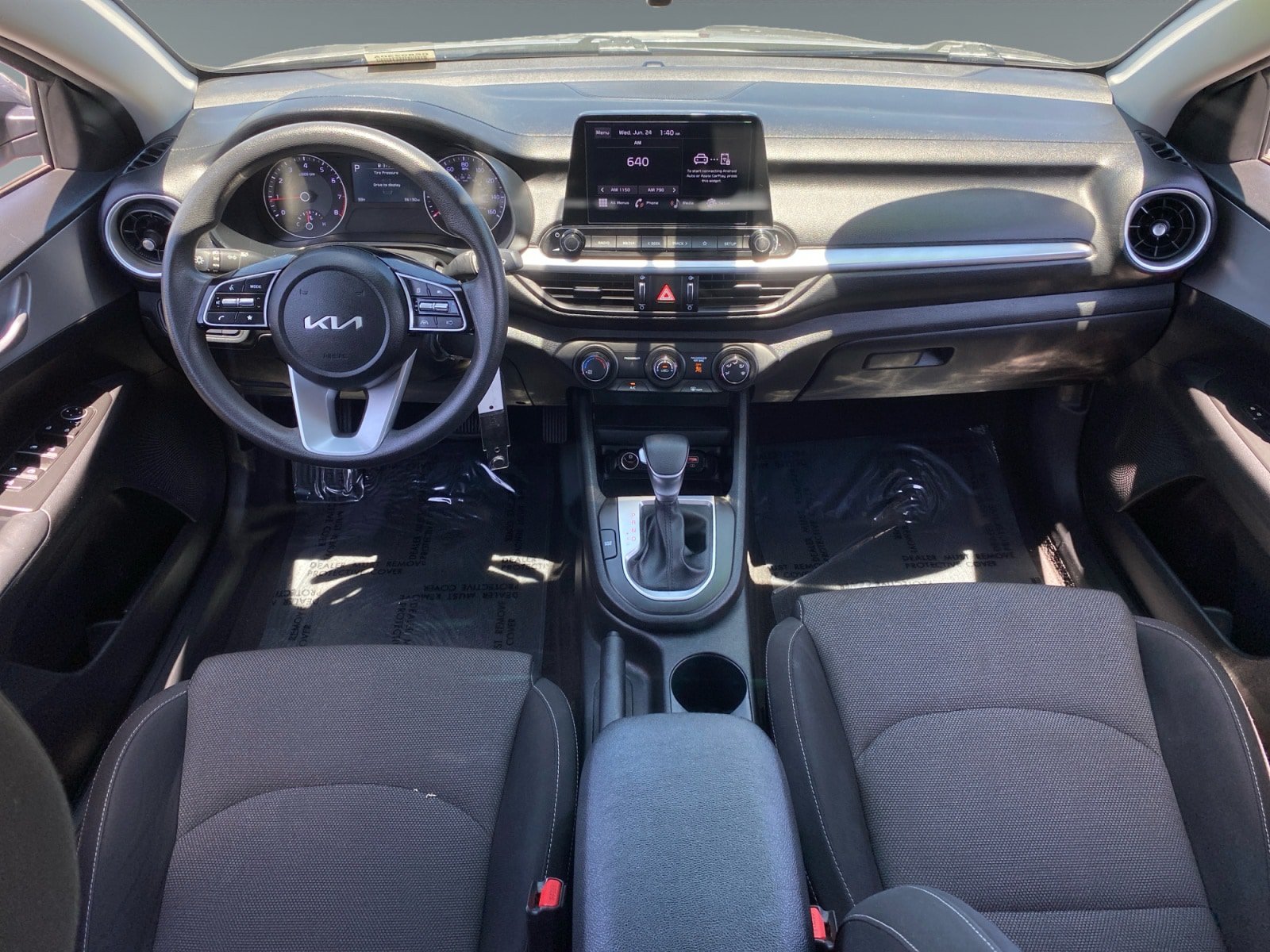 Used 2024 Kia Forte LXS w/ LXS Technology Package FWD image 10
