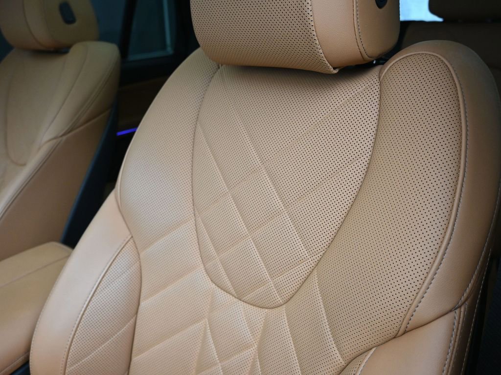 Used 2023 BMW X5 xDrive40i w/ Executive Package image 20