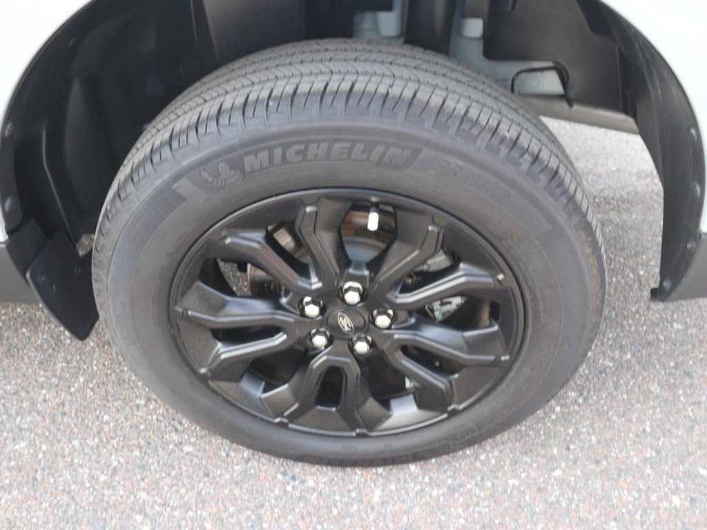 Certified 2024 Ford Maverick XLT w/ XLT Luxury Package image 14