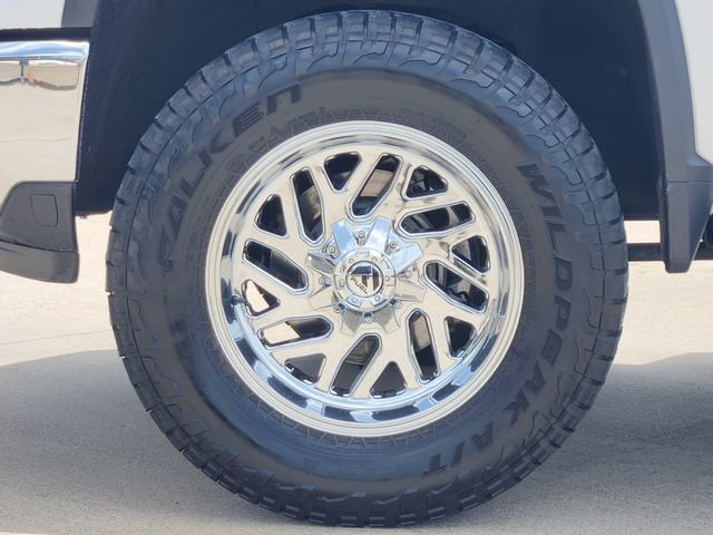 Used 2024 Chevrolet Silverado 2500 LT AWD/4WD image 10