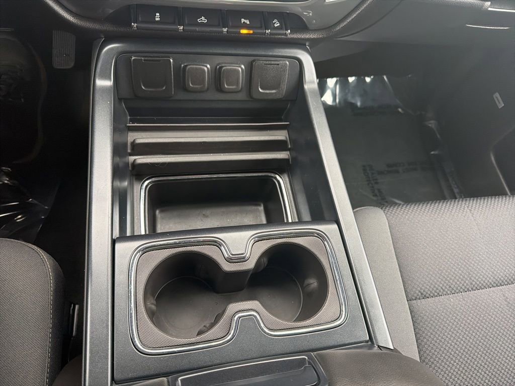 Used 2018 Chevrolet Silverado 1500 LT w/ Midnight Edition image 24