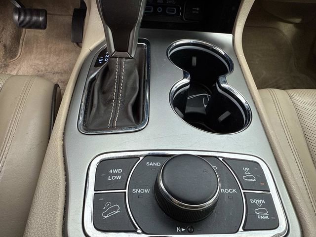 Used 2018 Jeep Grand Cherokee Overland image 29