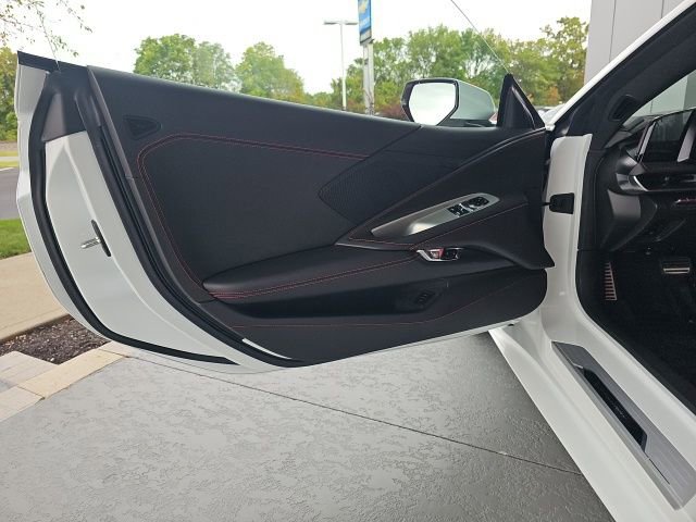 New 2026 Chevrolet Corvette Stingray Coupe w/ Z51 Performance Package image 27