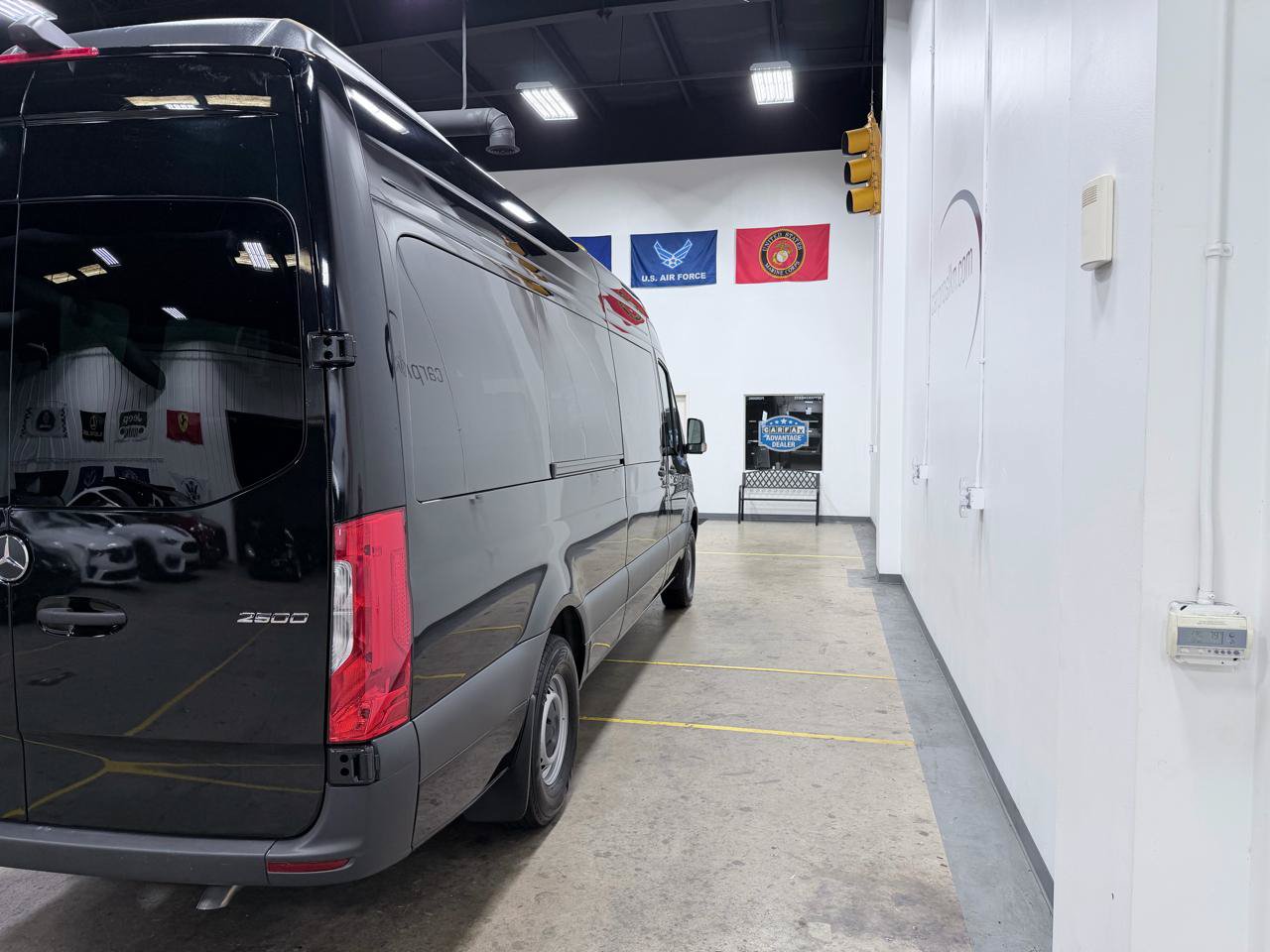 Used 2025 Mercedes-Benz Sprinter 2500 image 19