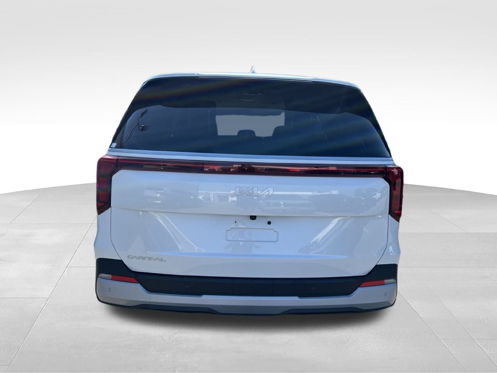 Certified 2026 Kia Carnival LX FWD image 3