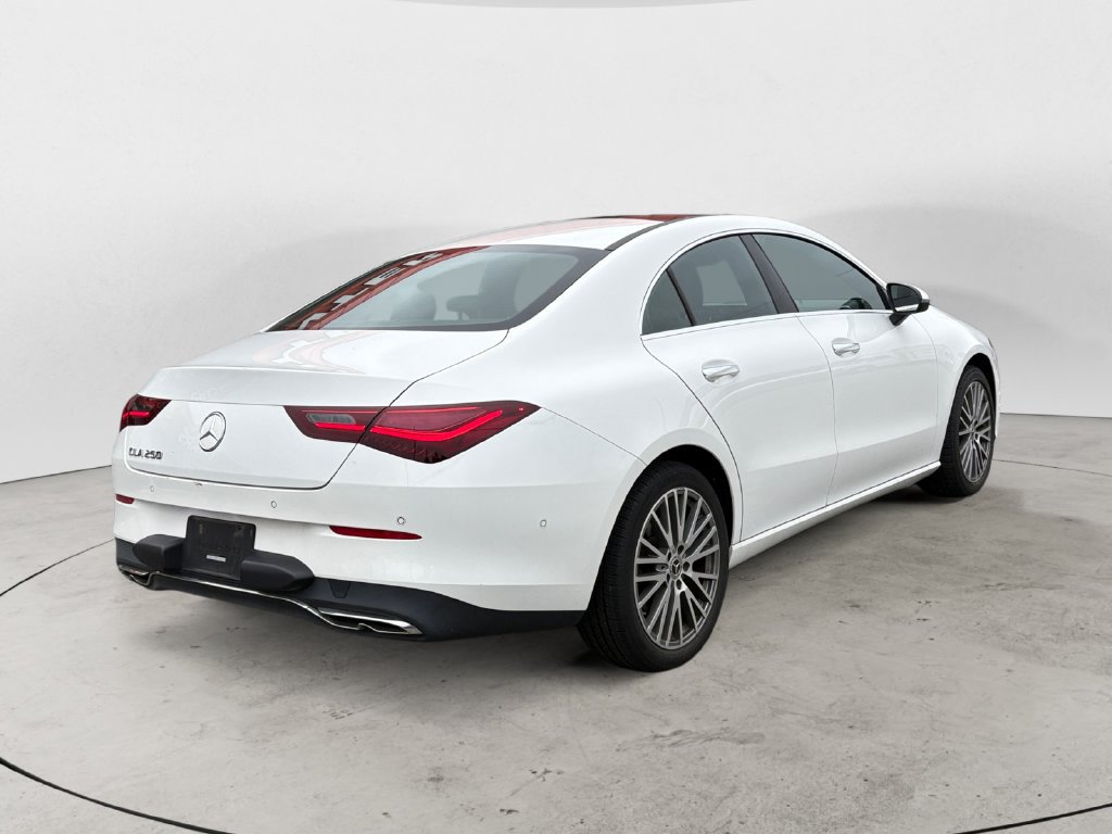 Used 2025 Mercedes-Benz CLA 250 image 3