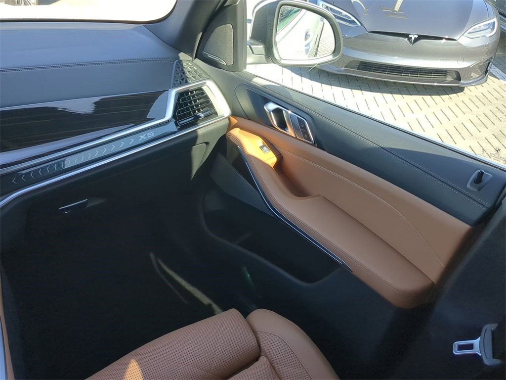 Used 2026 BMW X5 xDrive40i image 18