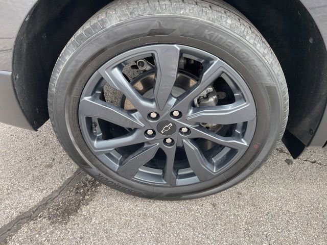 Used 2022 Chevrolet Equinox RS w/ RS Leather Package image 13