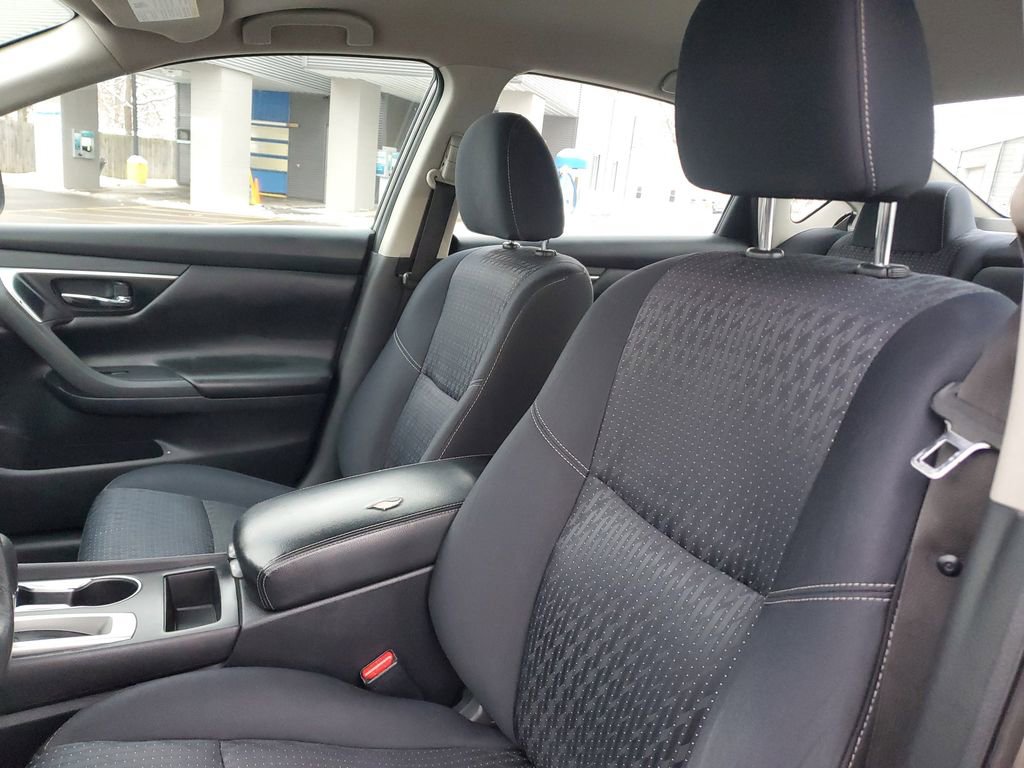 Used 2017 Nissan Altima 2.5 SV image 13