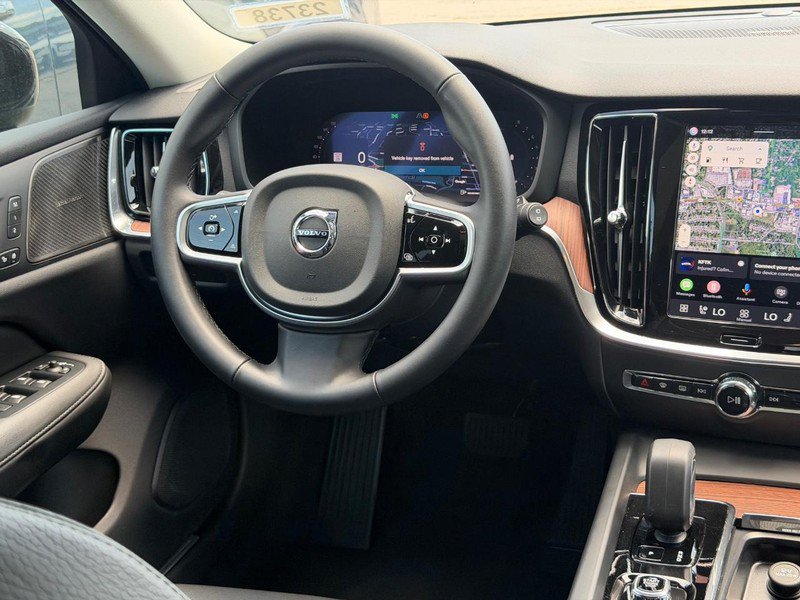 New 2026 Volvo V60 B5 Cross Country Plus w/ Climate Package AWD/4WD image 7