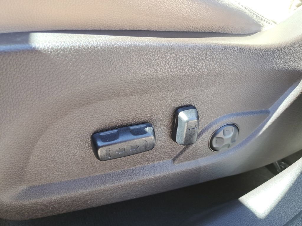 Used 2014 Hyundai Santa Fe Sport 2.0T w/ Navigation Package 06 image 15