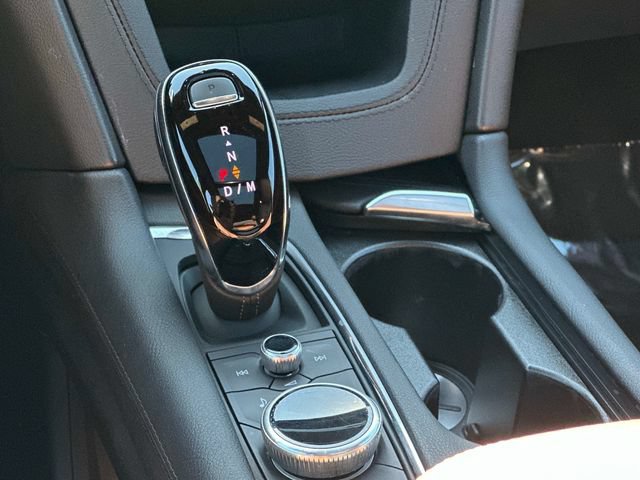 Used 2022 Cadillac XT5 Premium Luxury w/ LPO, ONYX Package AWD/4WD image 5