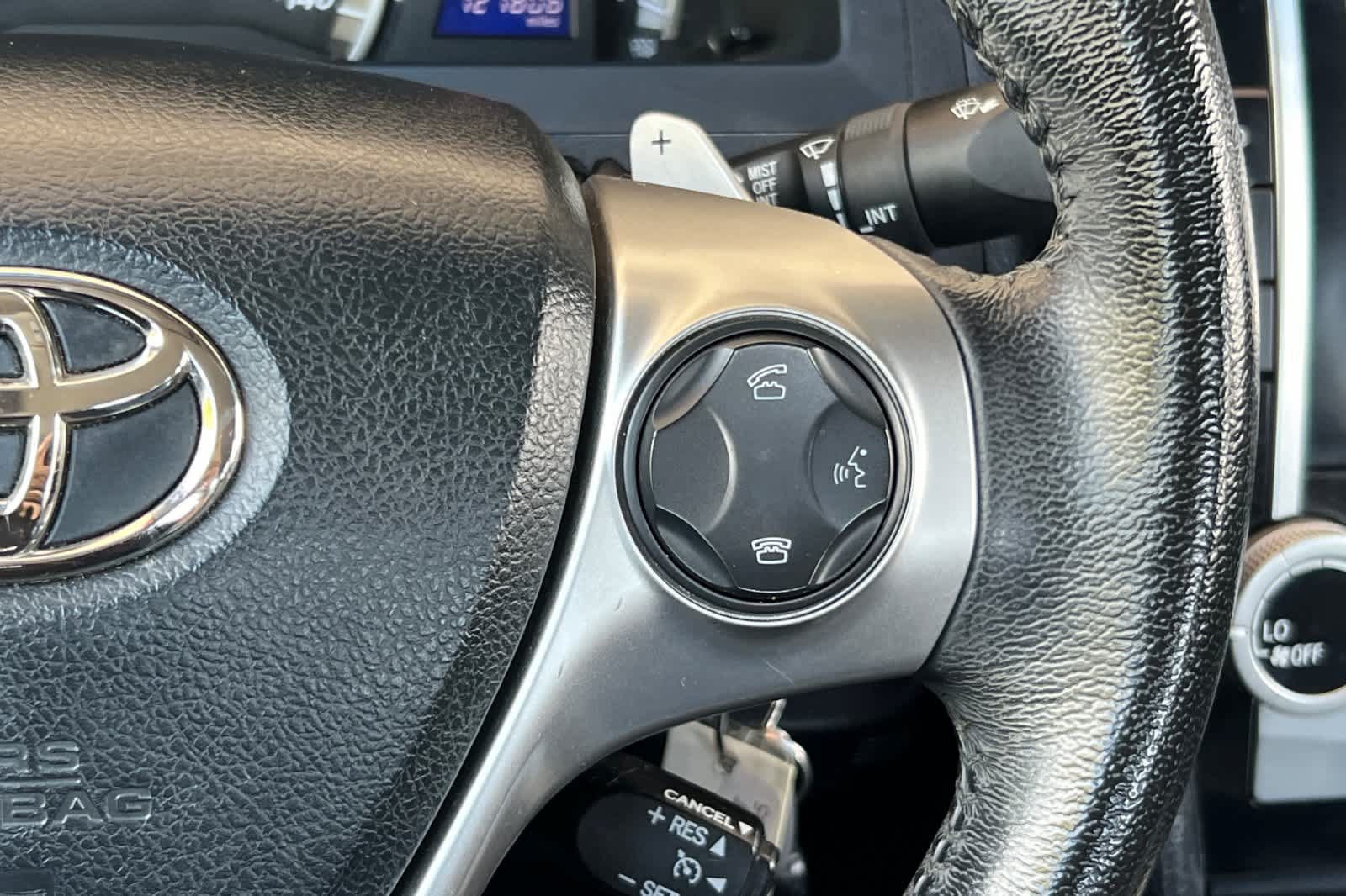 Used 2012 Toyota Camry SE FWD image 24