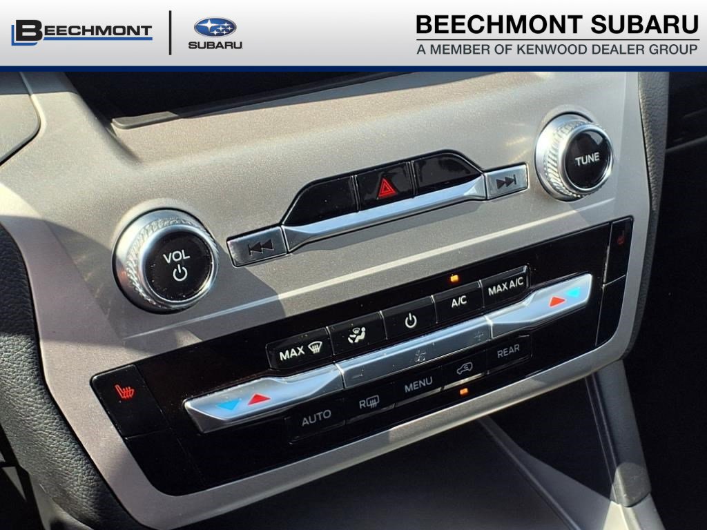 Used 2022 Ford Explorer XLT image 18