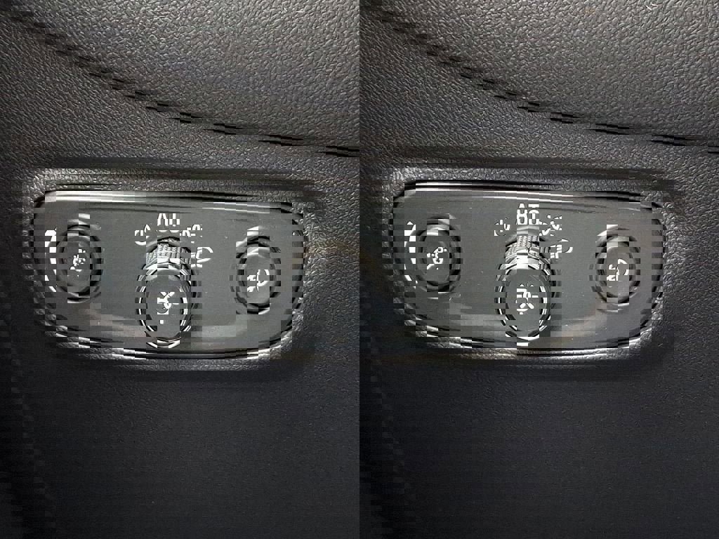 Certified 2021 Chevrolet Equinox LT image 28