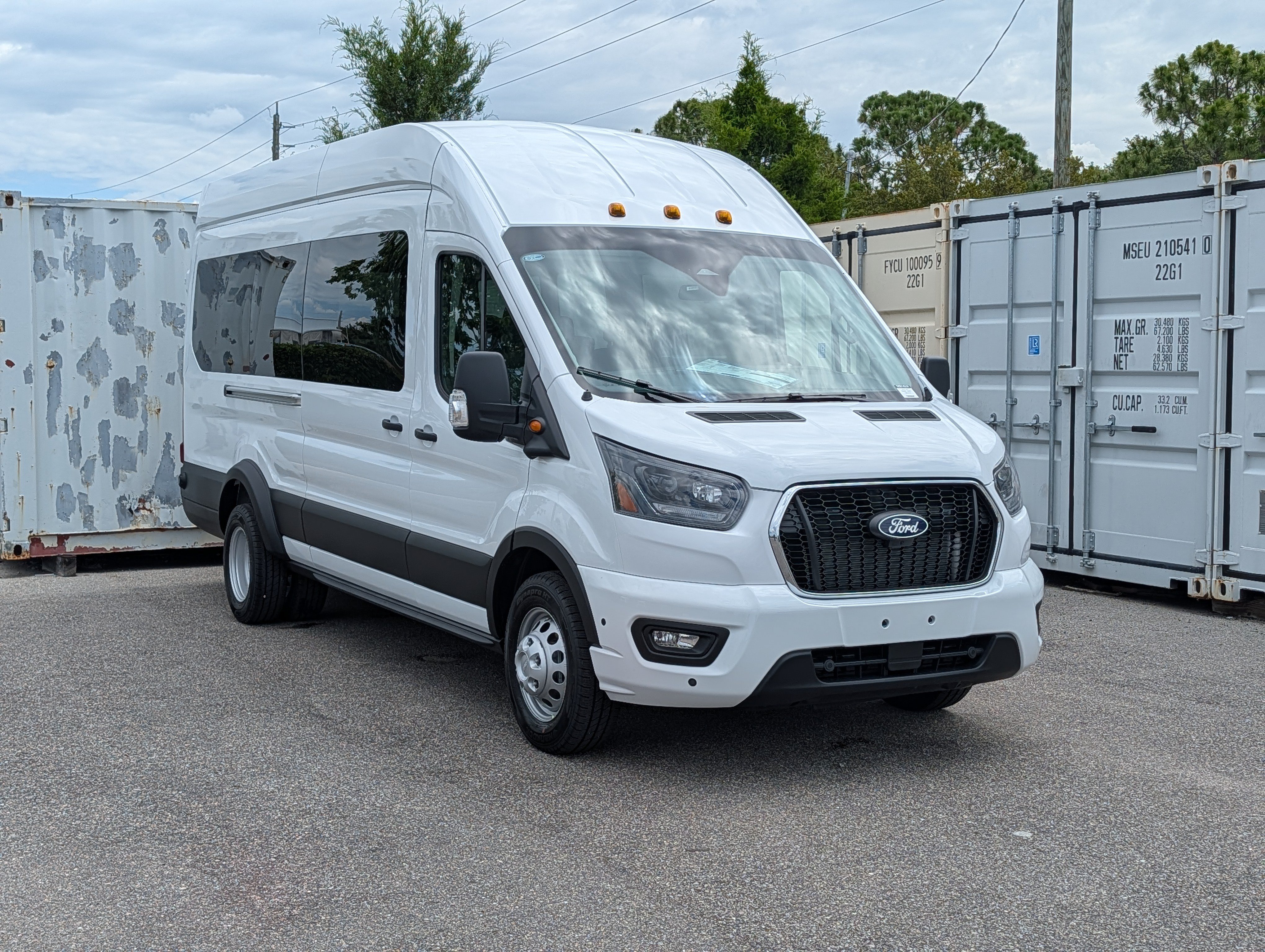 New 2026 Ford Transit 350 XLT RWD image 3
