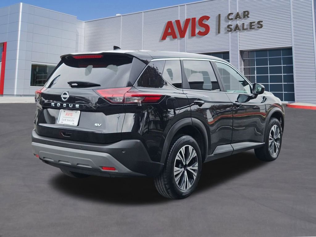 Used 2023 Nissan Rogue SV image 6
