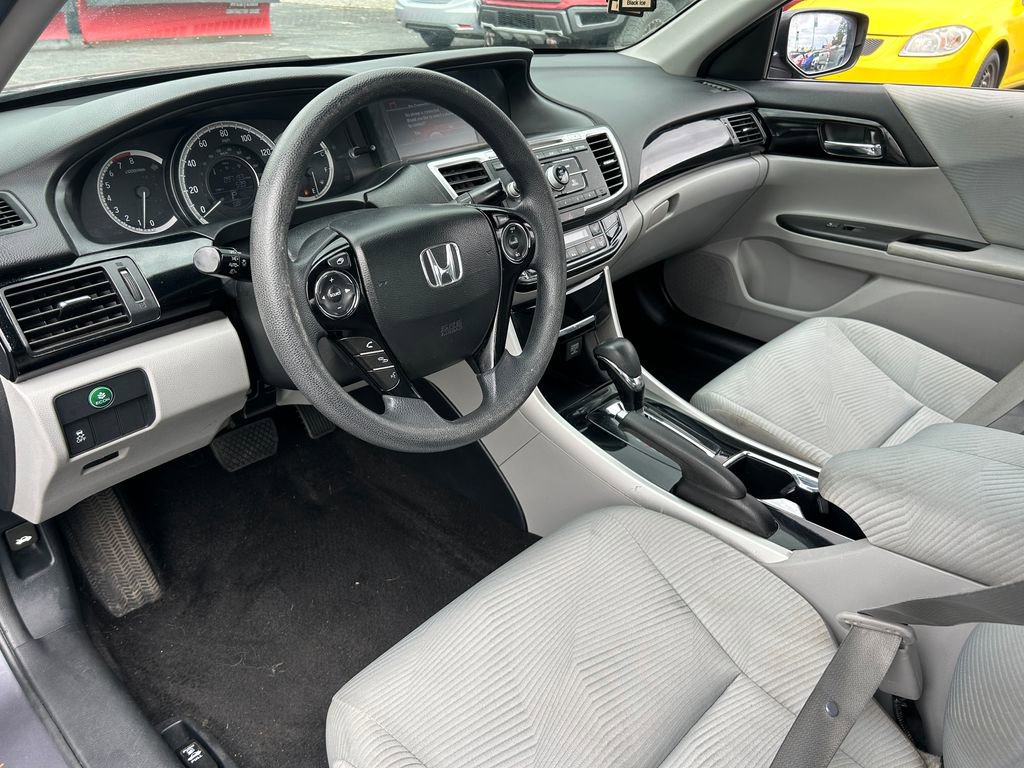 Used 2016 Honda Accord LX image 21