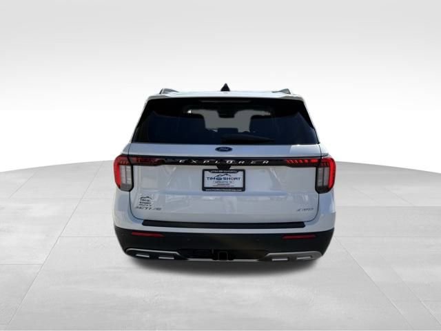 New 2026 Ford Explorer Active image 6