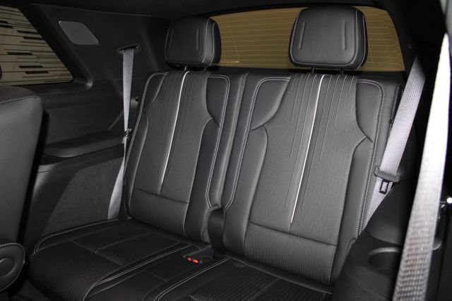 Certified 2026 Cadillac Vistiq Sport w/ LPO, Floor Liner Package AWD/4WD image 13