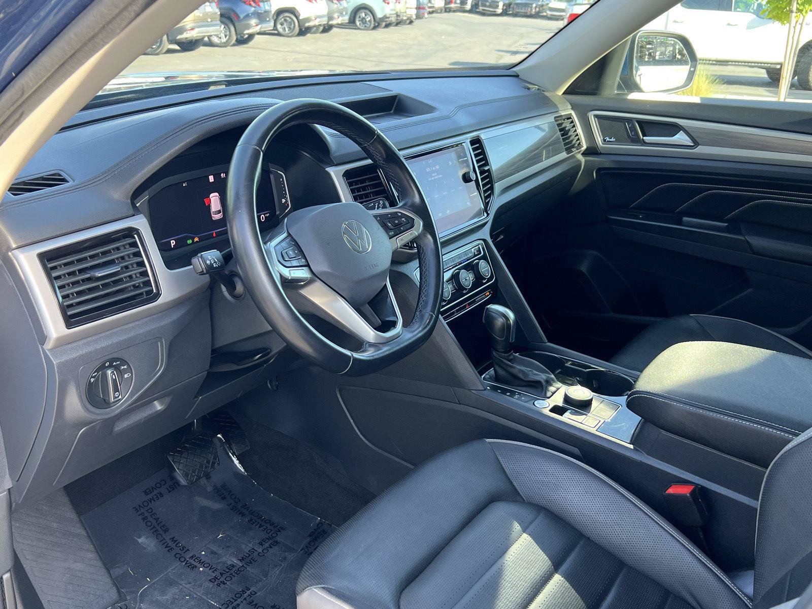 Used 2021 Volkswagen Atlas SEL Premium AWD/4WD image 28