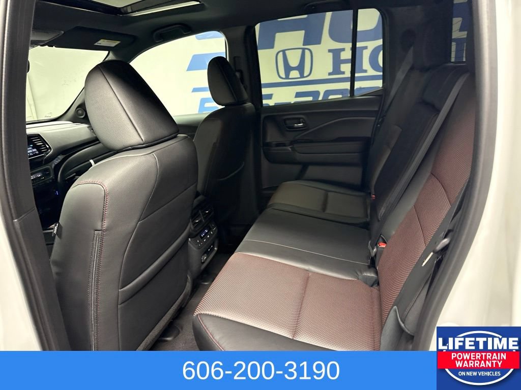 New 2026 Honda Ridgeline Black Edition image 14