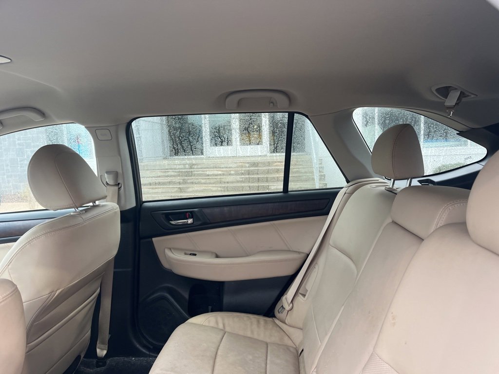 Used 2019 Subaru Outback 2.5i Limited w/ Popular Package #2 image 11