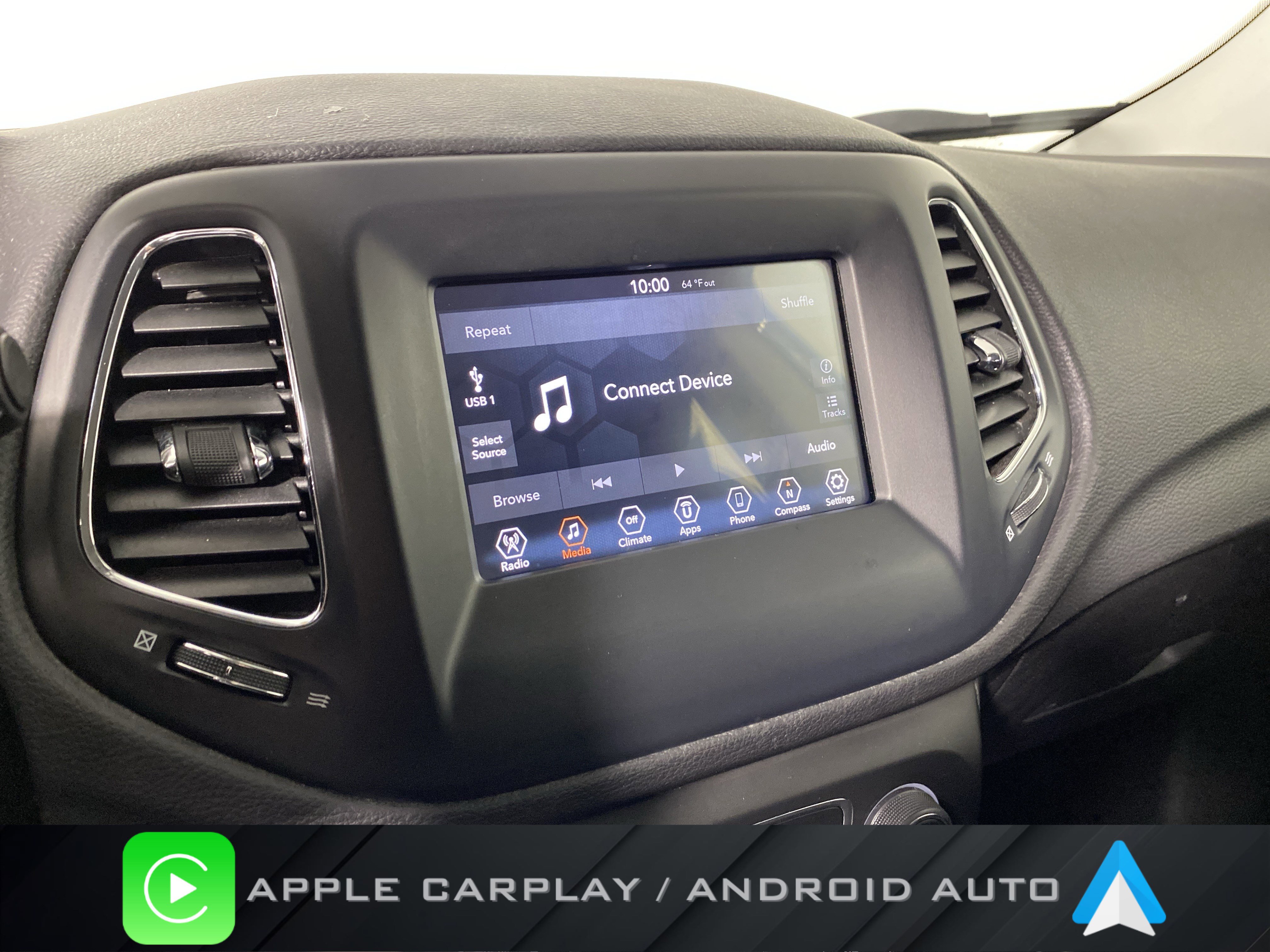 Used 2020 Jeep Compass Sport image 2