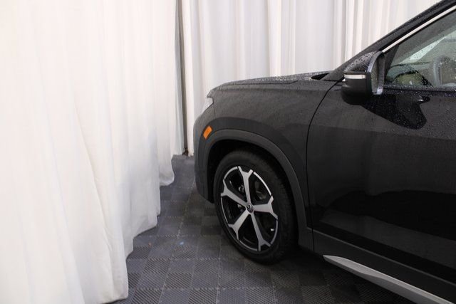 New 2026 Volkswagen Tiguan SE image 19