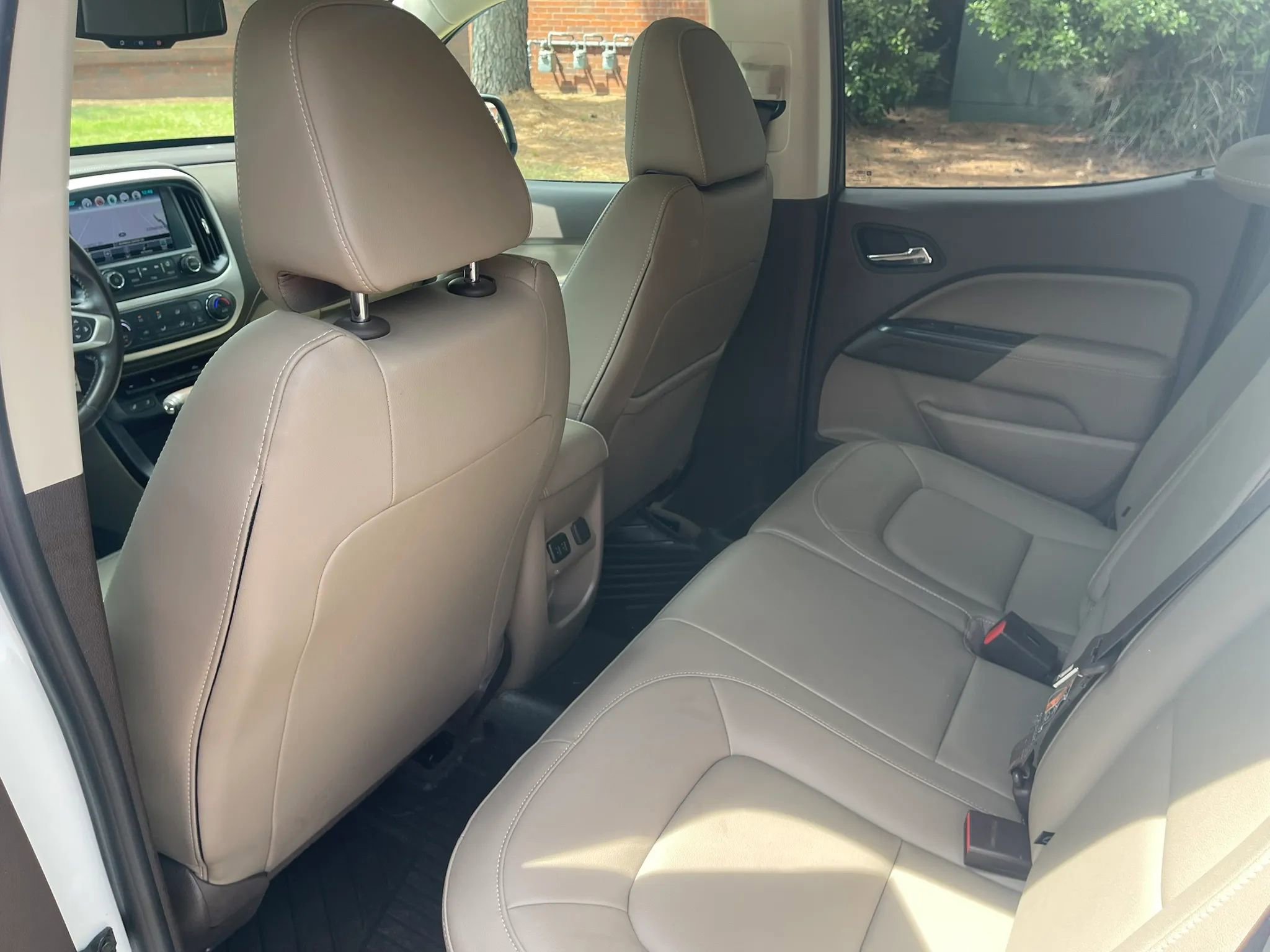 Used 2018 GMC Canyon SLT w/ Driver Alert Package image 12