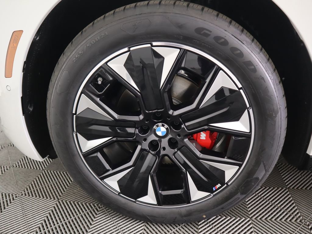 New 2026 BMW iX xDrive60 w/ M Sport Package image 30
