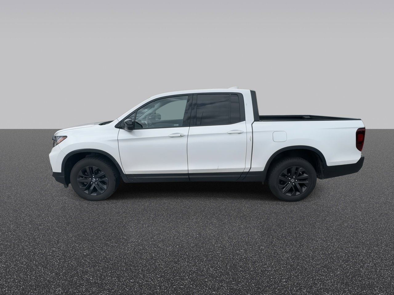 Used 2023 Honda Ridgeline Sport image 5