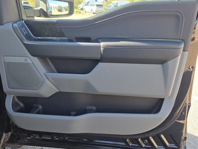 New 2026 Ford F350 XLT w/ XLT Premium Package AWD/4WD image 8
