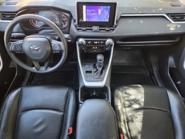 Used 2024 Toyota RAV4 XLE FWD image 22
