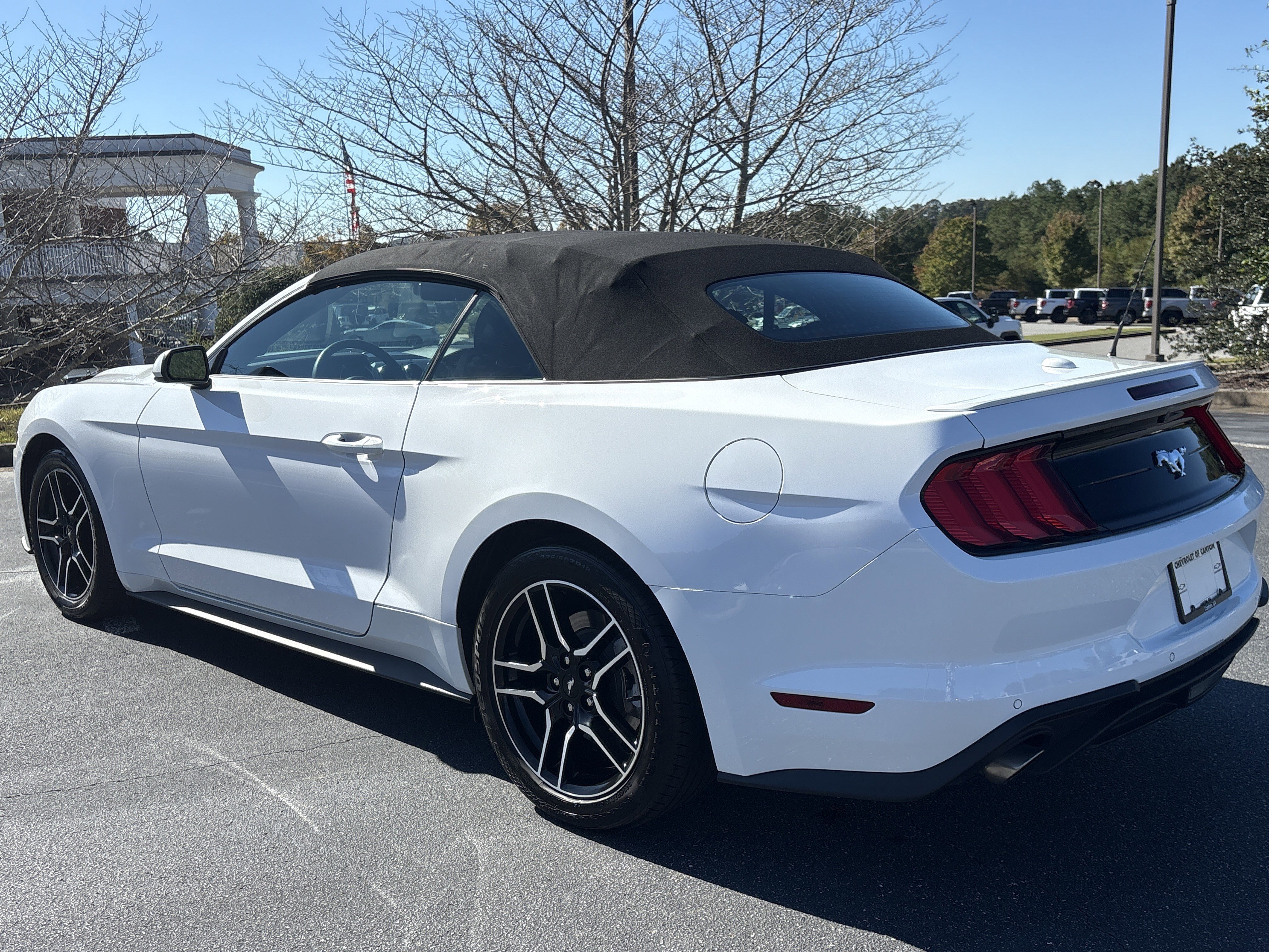 Used 2023 Ford Mustang Premium image 7