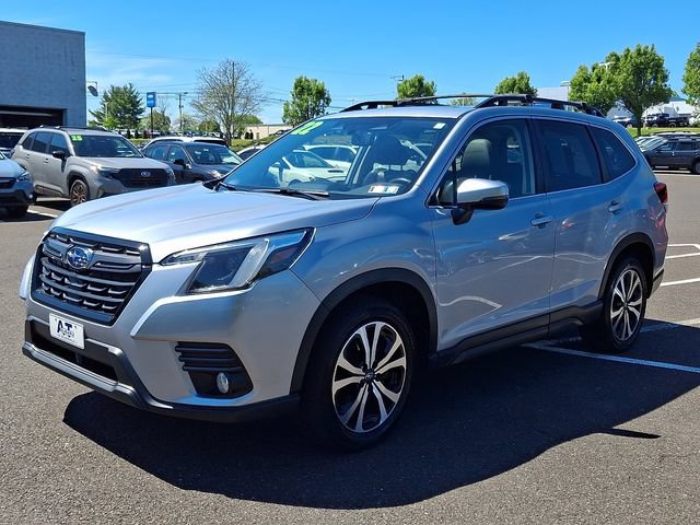 Used 2022 Subaru Forester Limited w/ Popular Package #2 AWD/4WD image 3